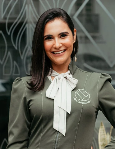 Dra. Larissa Leite